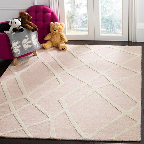 Safavieh Safavieh Kids Sfk905P Pink / Ivory Rugs.
