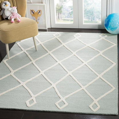 Safavieh Safavieh Kids Sfk906M Mint / Ivory Moroccan Area Rug