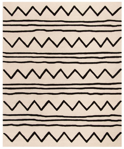 Safavieh Safavieh Kids Sfk907D Ivory / Black Geometric Area Rug