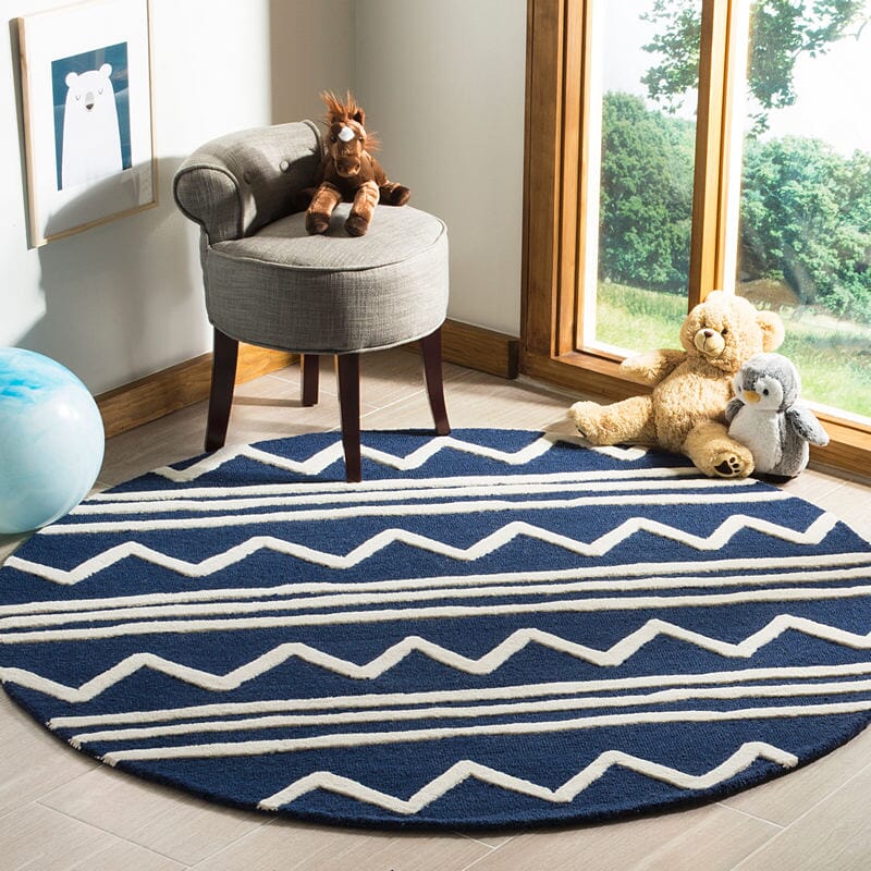 Safavieh Safavieh Kids Sfk907N Navy / Ivory Geometric Area Rug