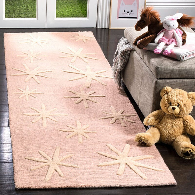 Safavieh Safavieh Kids Sfk908P Pink / Ivory Geometric Area Rug