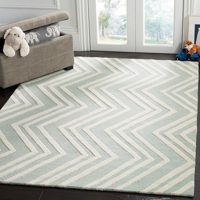 Safavieh Safavieh Kids Sfk910M Mint / Ivory Rugs.