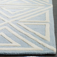 Safavieh Safavieh Kids Sfk912E Blue / Ivory Geometric Area Rug