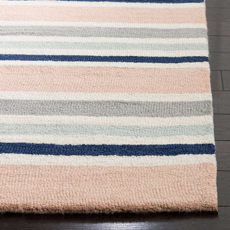Safavieh Safavieh Kids Sfk916A Ivory / Multi Rugs.