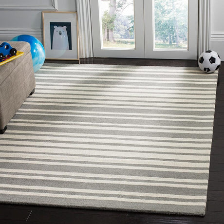 Safavieh Safavieh Kids Sfk917C Grey / Multi Rugs.
