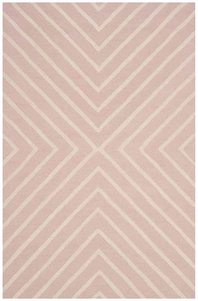 Safavieh Safavieh Kids Sfk920P Pink / Ivory Geometric Area Rug