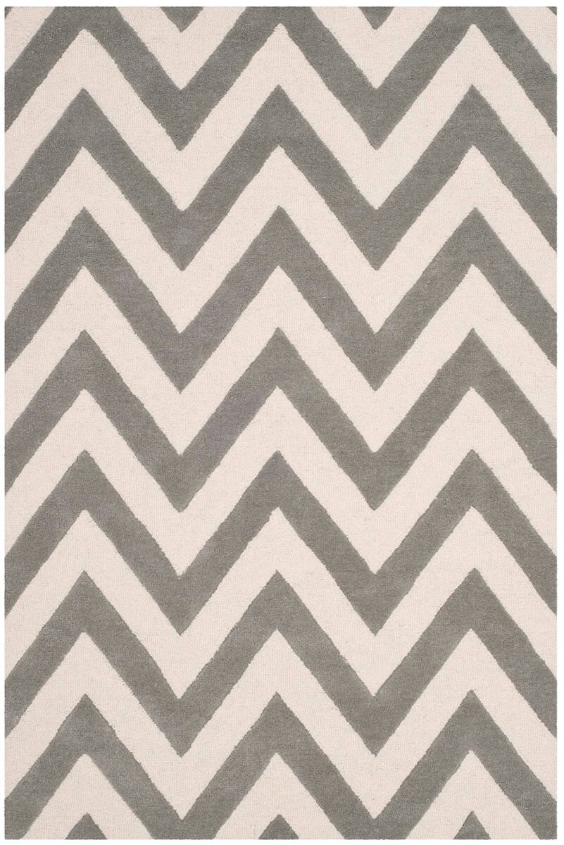 Safavieh Safavieh Kids Sfk921C Grey / Ivory Chevron Area Rug