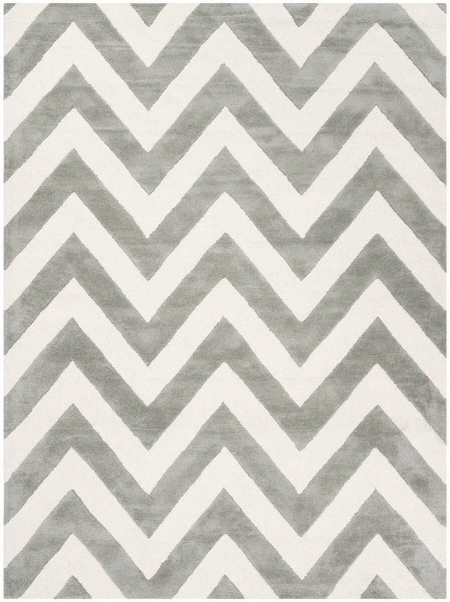 Safavieh Safavieh Kids Sfk921C Grey / Ivory Chevron Area Rug