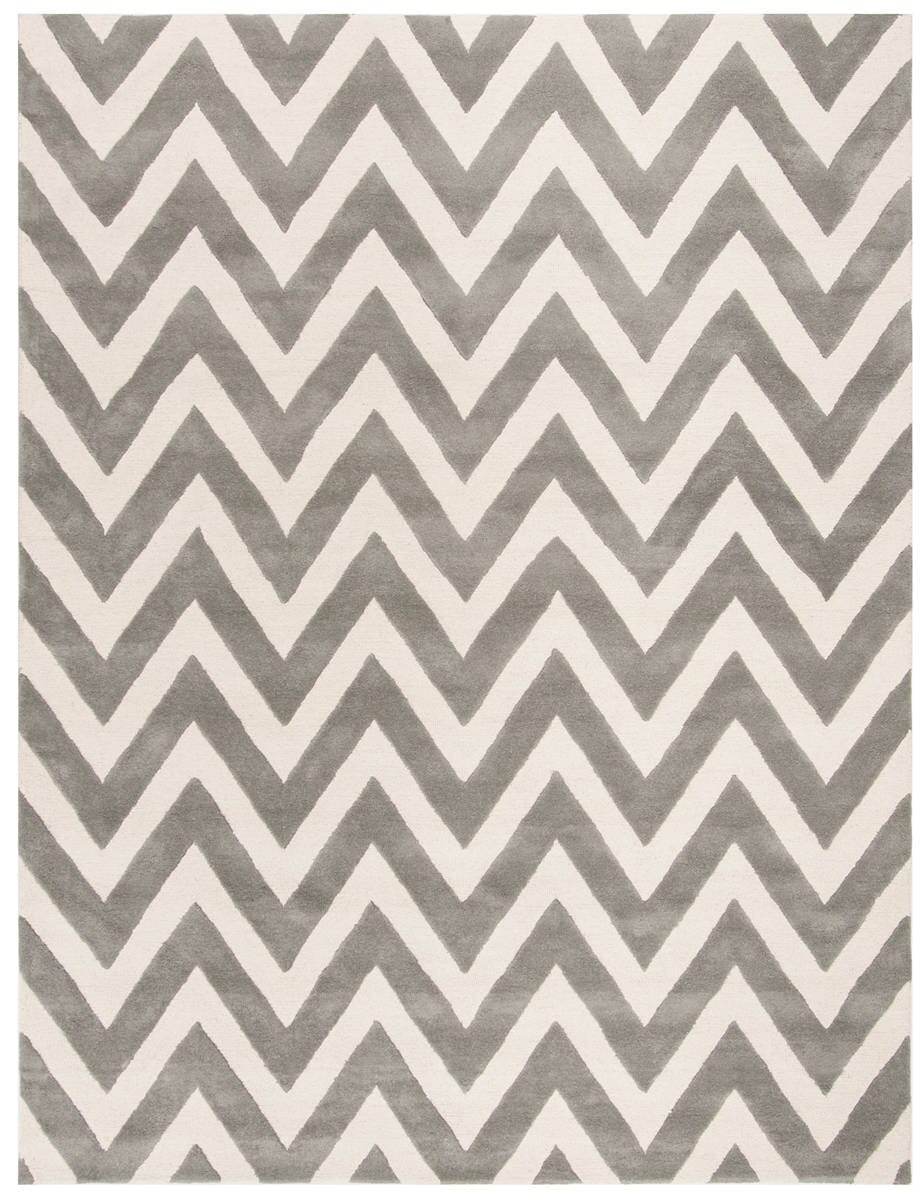 Safavieh Safavieh Kids Sfk921C Grey / Ivory Chevron Area Rug