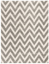 Safavieh Safavieh Kids Sfk921C Grey / Ivory Chevron Area Rug