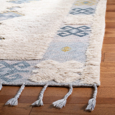 Safavieh Saffron Sfn101B Beige / Blue Rugs.