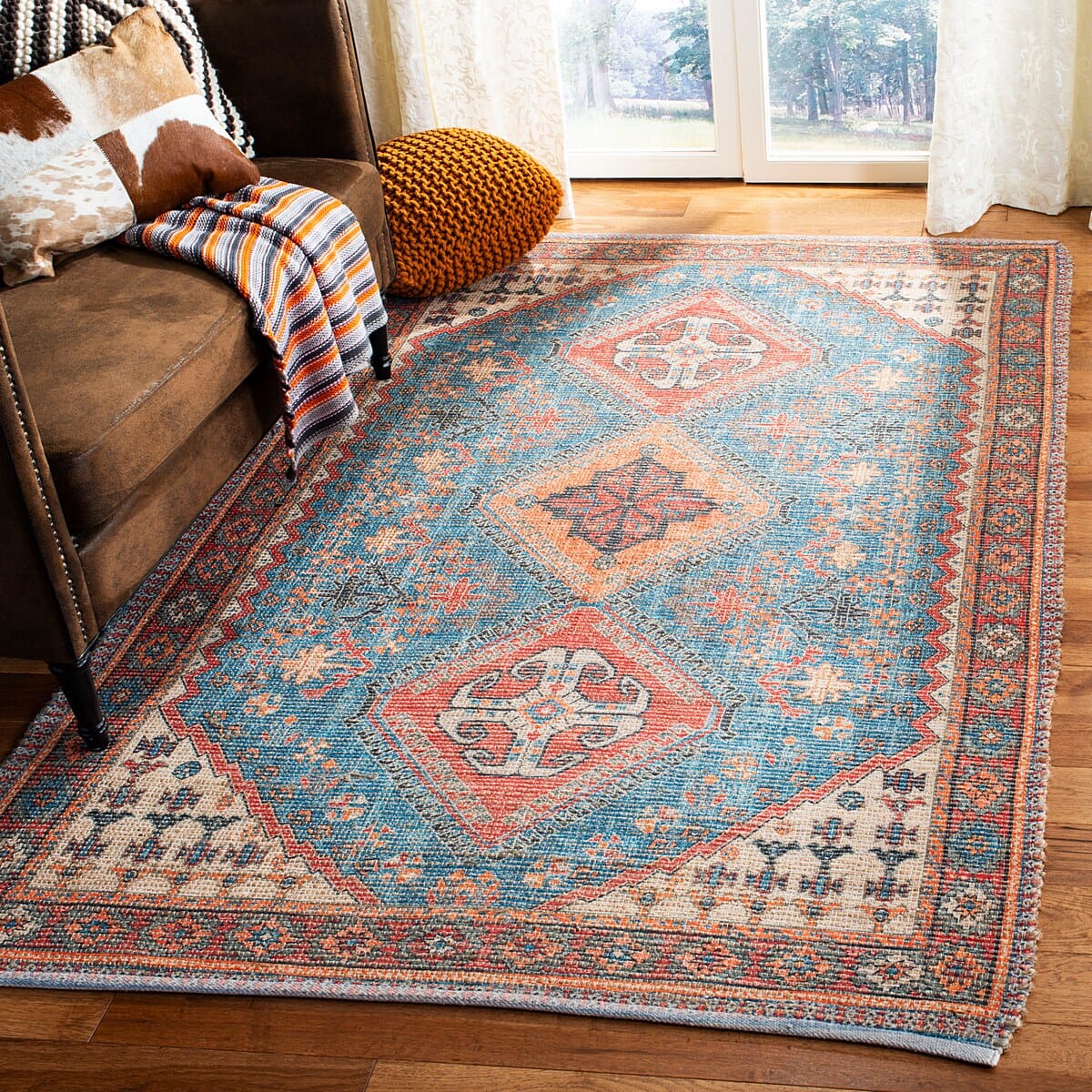 Safavieh Saffron Sfn512N Navy / Red Area Rug