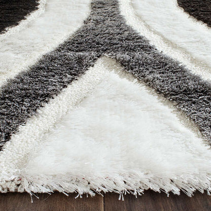 Safavieh Shag Sg365-1280 Ivory / Grey Geometric Area Rug