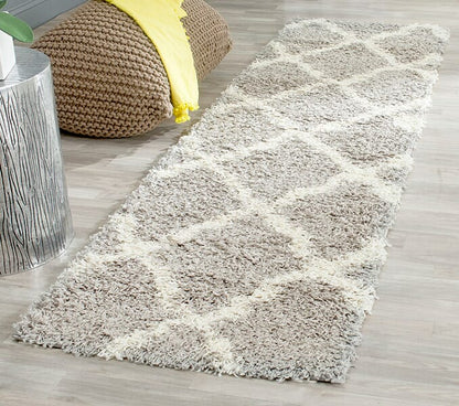 Safavieh Dallas Shag Sgd257G Grey / Ivory Geometric Area Rug