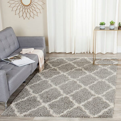 Safavieh Dallas Shag Sgd257G Grey / Ivory Geometric Area Rug