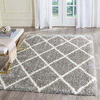 Safavieh Montreal Shag Sgm831D Grey / Ivory Geometric Area Rug