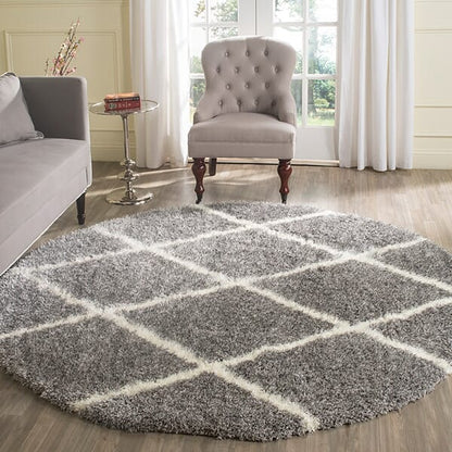 Safavieh Montreal Shag Sgm831D Grey / Ivory Geometric Area Rug