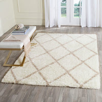 Safavieh Montreal Shag Sgm831F Ivory / Beige Geometric Area Rug