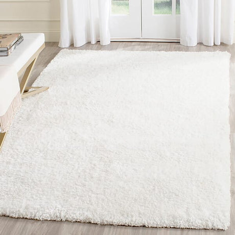 Safavieh Toronto Shag Sgt711B White Rug.