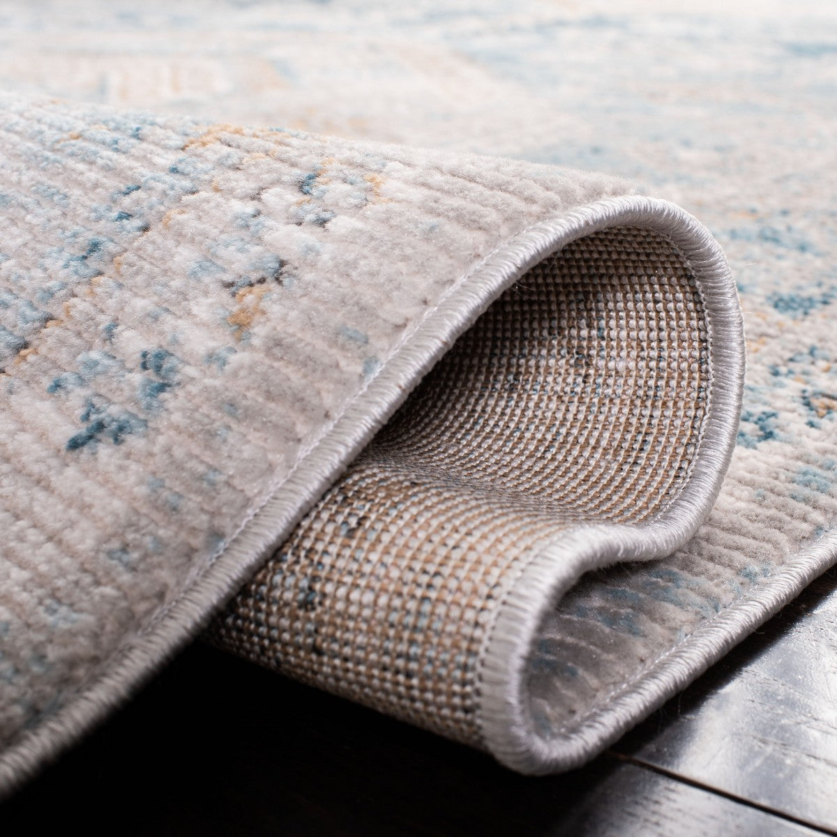 Safavieh Shivan Shv727M Blue/Gold Rugs.