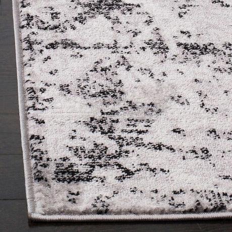 Safavieh Skyler Sky186L Charcoal / Ivory Rugs.