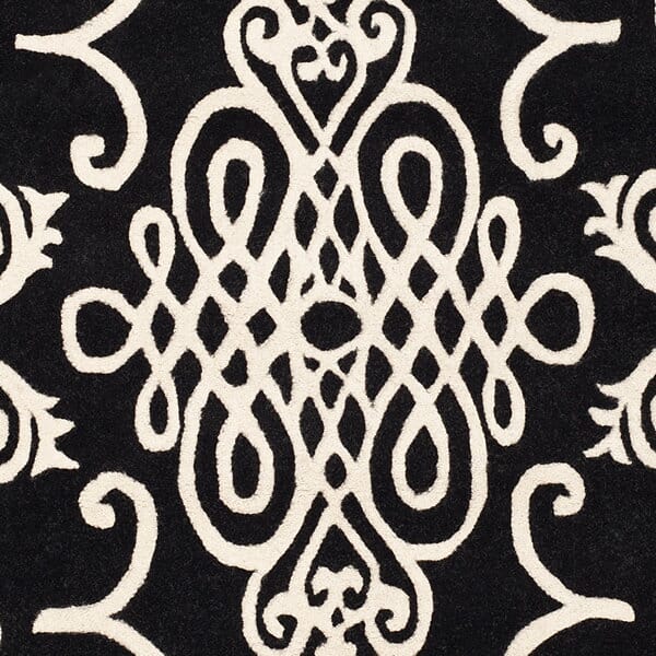 Safavieh Soho Soh120A Black / Ivory Rugs.