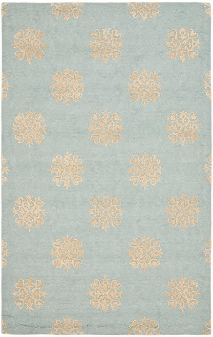 Safavieh Soho Soh213B Light Blue / Beige Geometric Area Rug