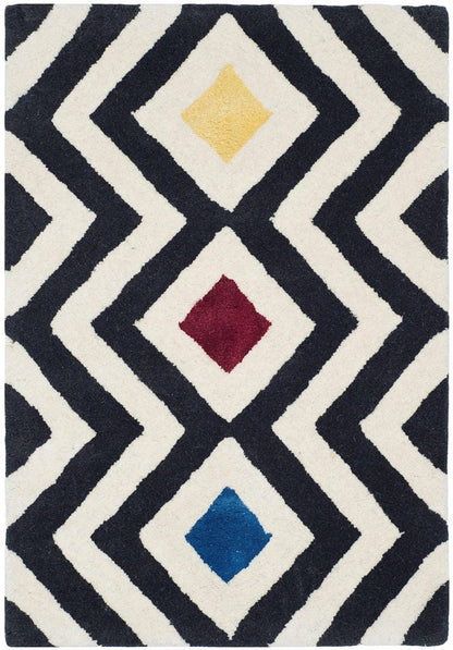 Safavieh Soho Soh341A Beige / Charcoal Damask Area Rug