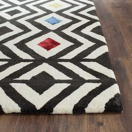 Safavieh Soho Soh341A Beige / Charcoal Rugs.