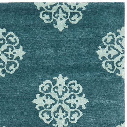 Safavieh Soho soh424b Blue Geometric Area Rug