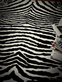 Safavieh Soho Soh434A Beige / Black Animal Prints /Images Area Rug