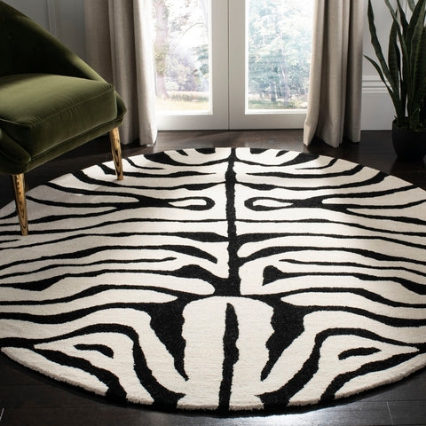 Safavieh Soho soh435a Black / White Rugs.