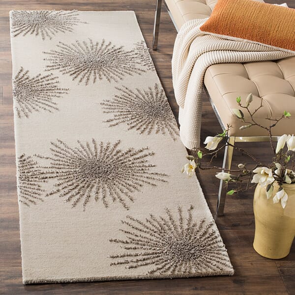 Safavieh Soho Soh712J Ivory / Silver Rugs.