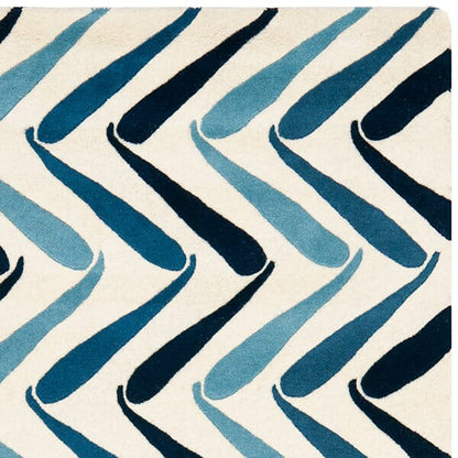 Safavieh Soho Soh731A Ivory / Blue Chevron Area Rug