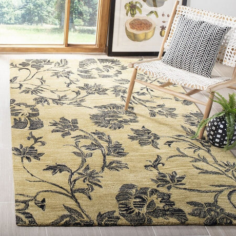 Safavieh Soho Soh742A Gold / Black Rugs.