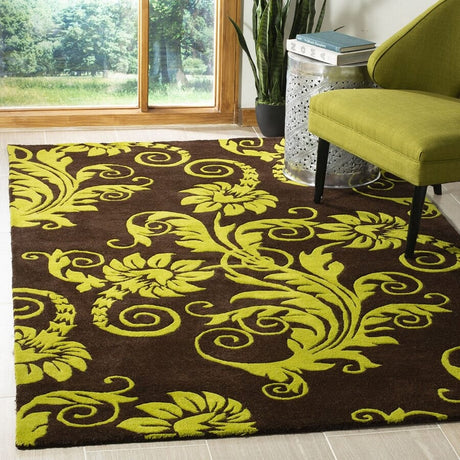Safavieh Soho Soh765D Brown / Green Rugs.