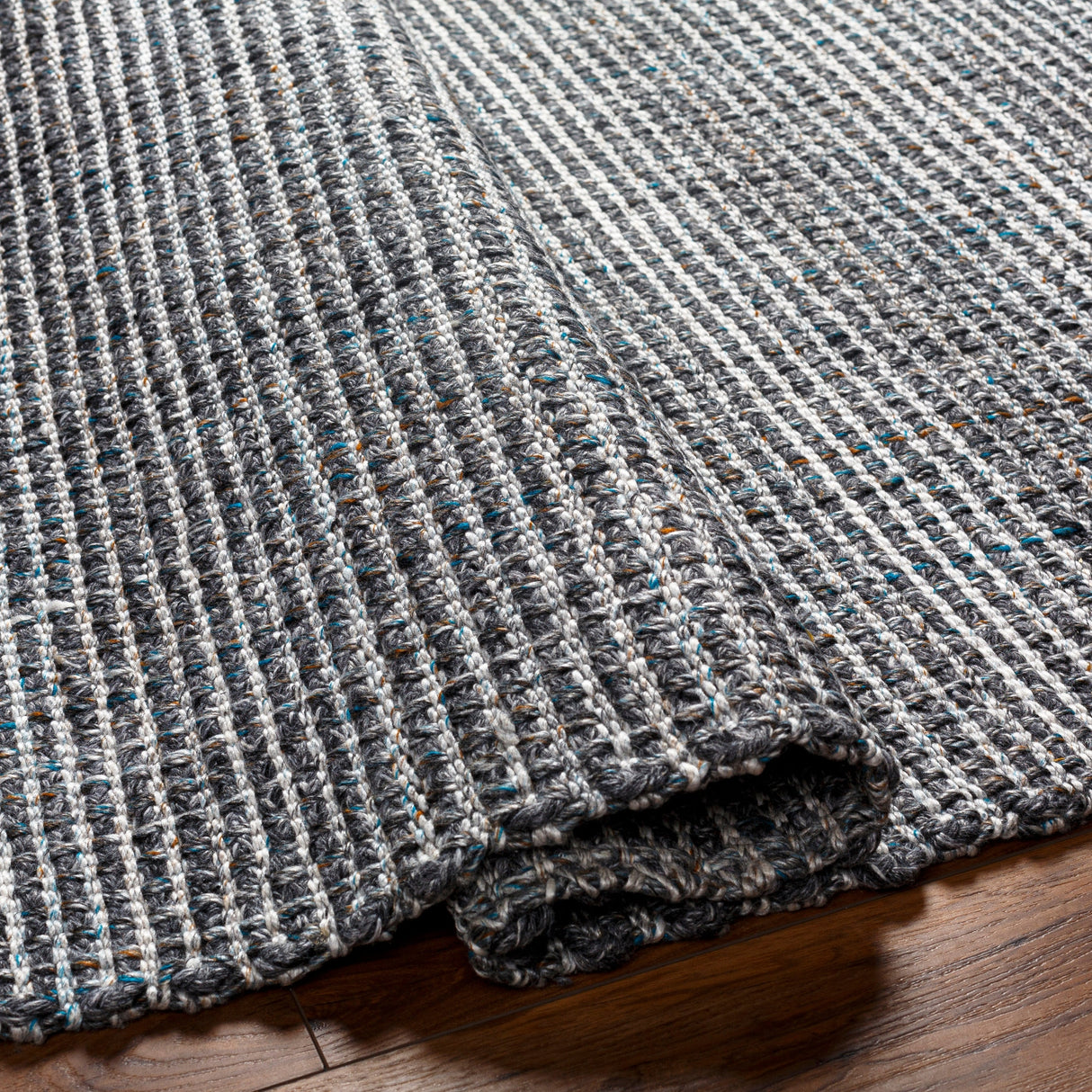 Surya Sara Sru-2301 Blue Rug.