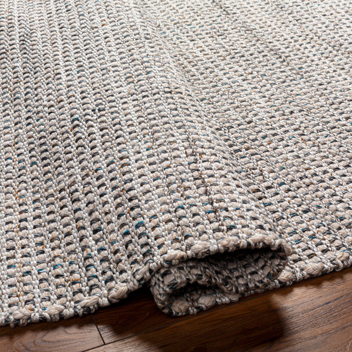 Surya Sara Sru-2304 Beige Rug.