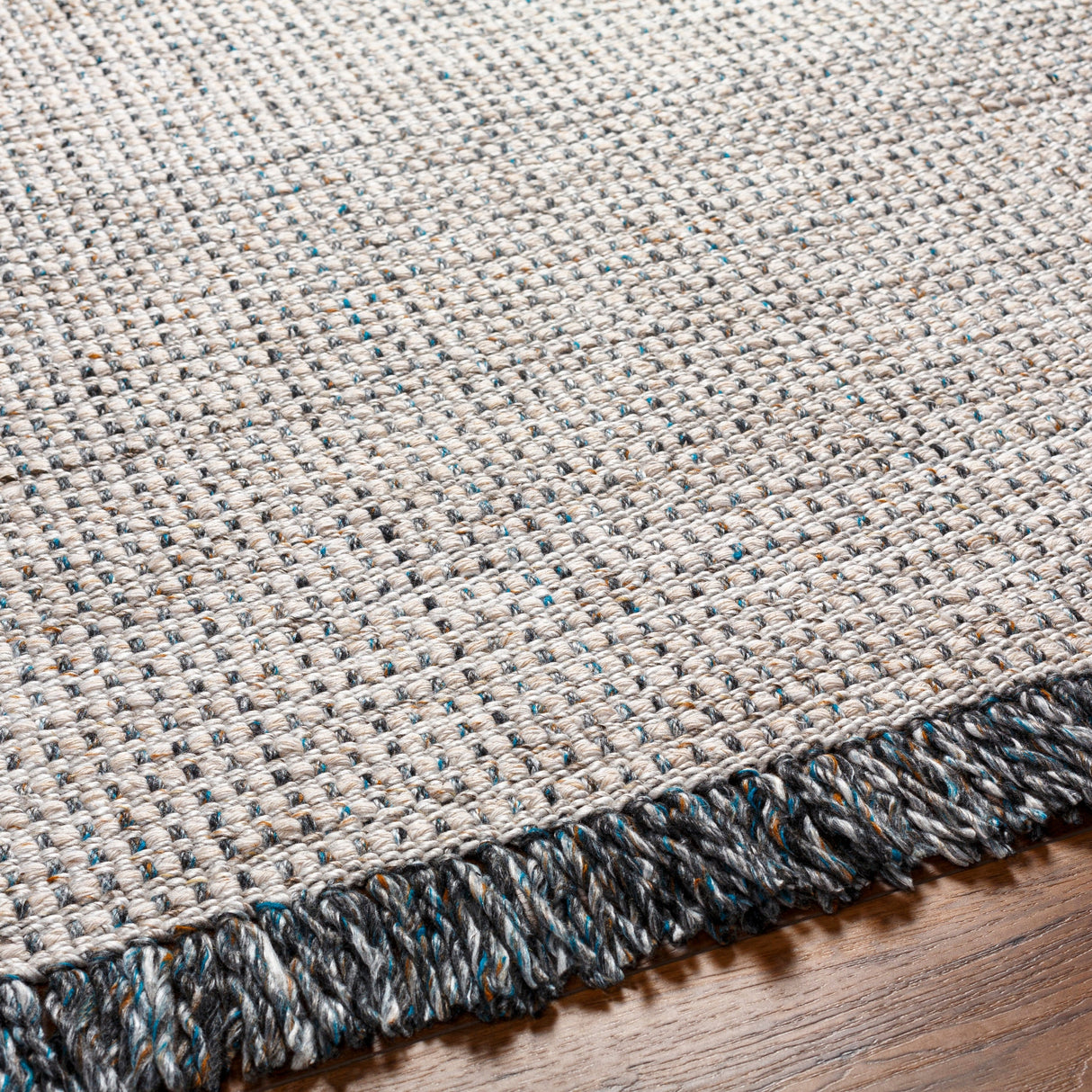 Surya Sara Sru-2304 Beige Rug.