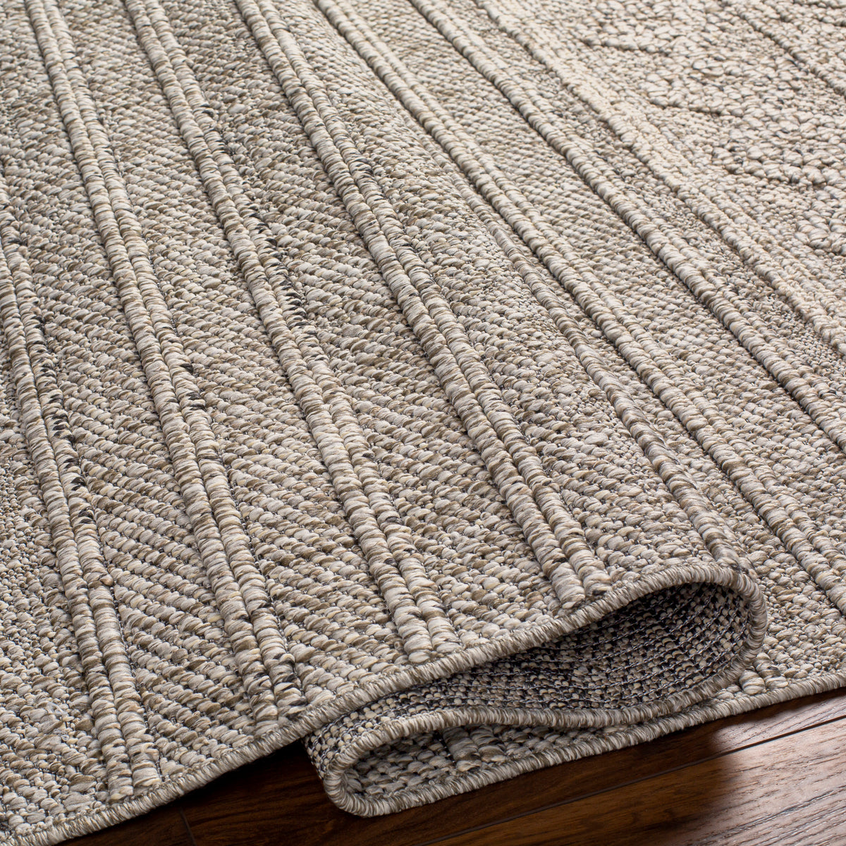 Surya Sarasota Sso-2303 Tan, Black Rug.