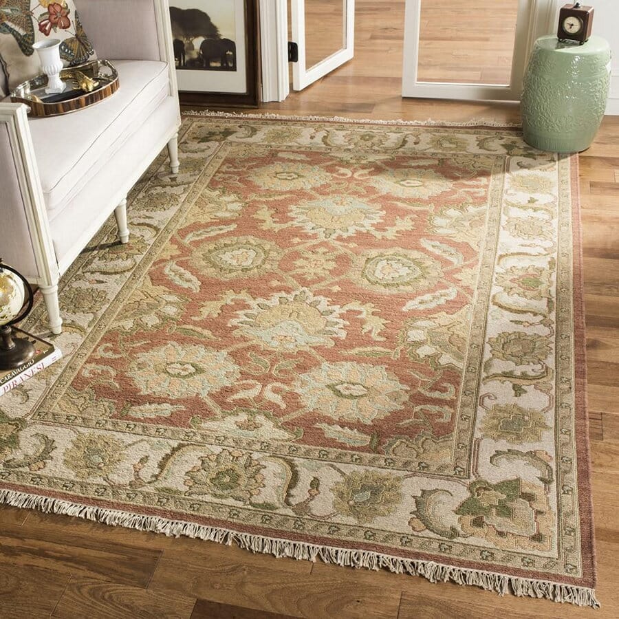 Safavieh Sumak sum417a Rust / Beige Rugs.