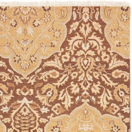 Safavieh Sumak Sum421A Brown / Gold Rugs.
