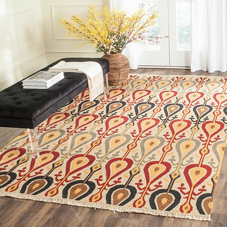 Safavieh Sumak Sum440A Ivory / Multi Rugs.