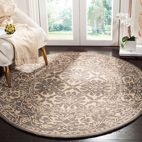 Safavieh Suzani Szn101A Grey / Beige Rugs.