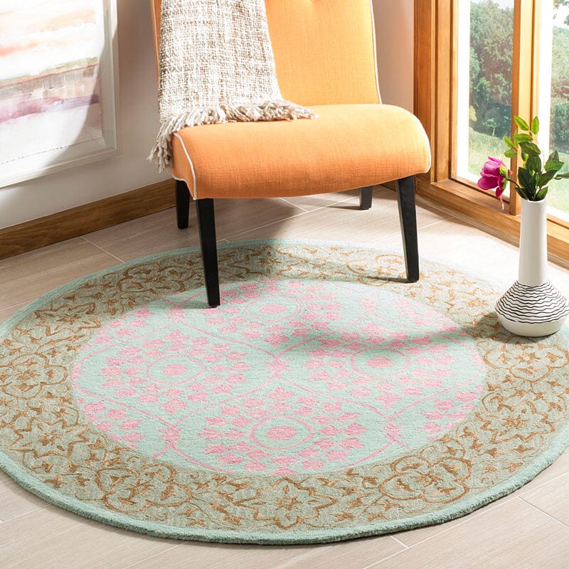 Safavieh Suzani Szn103A Taupe / Pink Area Rug