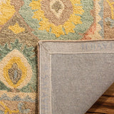 Safavieh Suzani Szn317A Ivory / Multi Rugs.