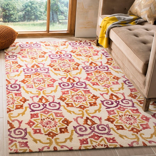 Safavieh Suzani Szn377A Ivory / Rust Damask Area Rug