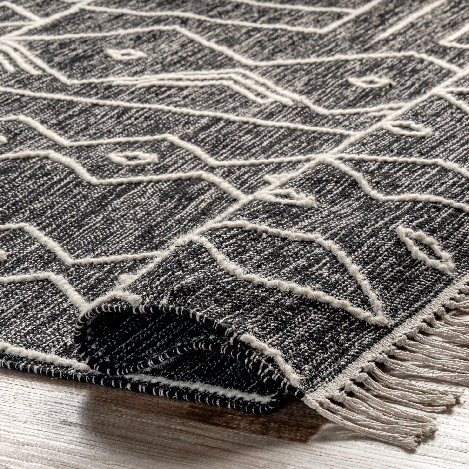 Nuloom Cassie Tribal Nca2065A Gray Area Rug