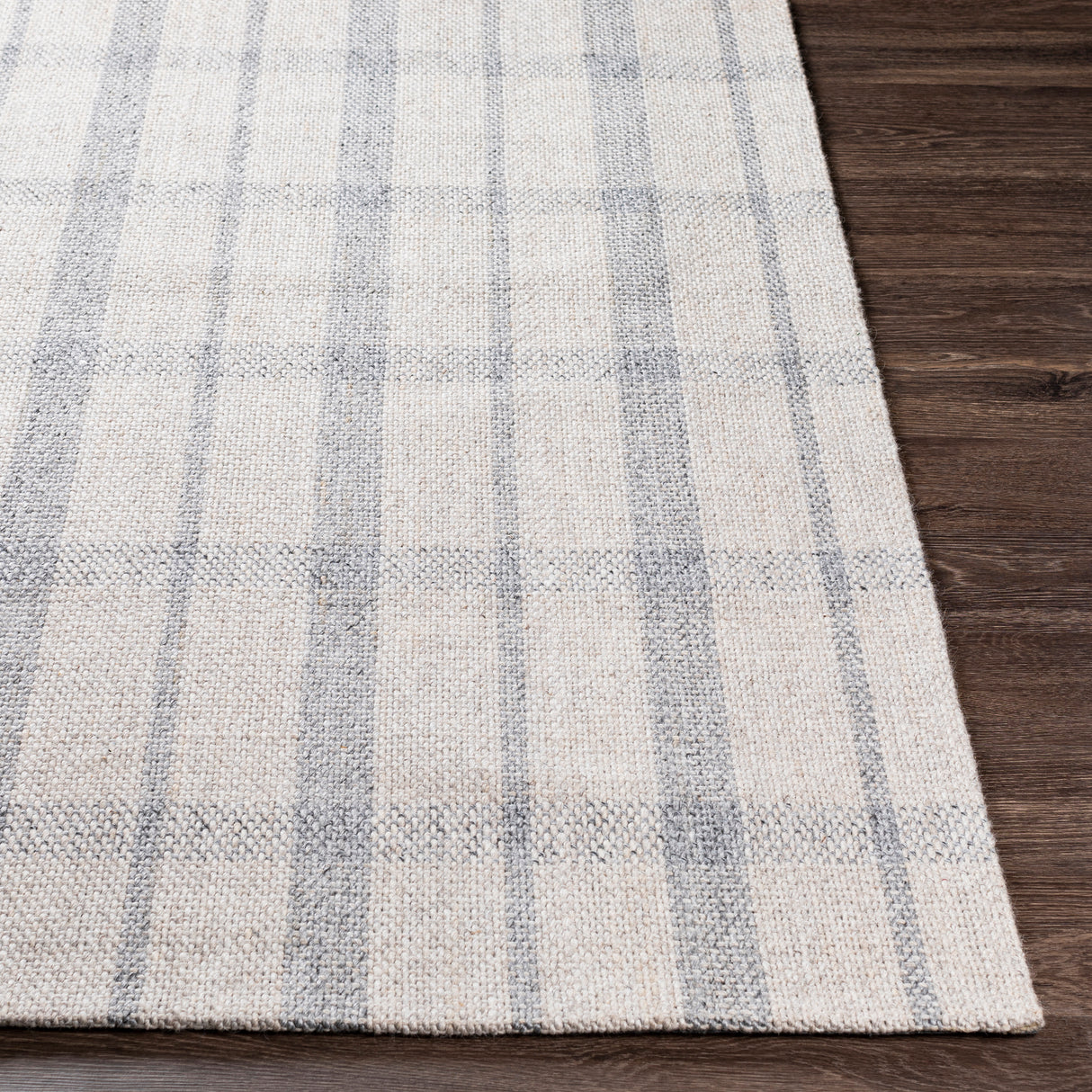 Surya Tartan Tar-2302 Ivory, Light Gray, Medium Gray Rugs.