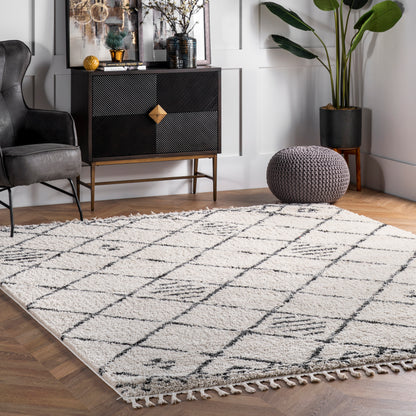 Nuloom Lucie Trellis Nlu1363A Beige Area Rug